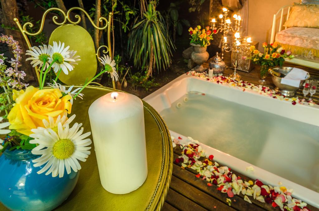 Belgrace Boutique Hotel Уайт Ривър Стая снимка