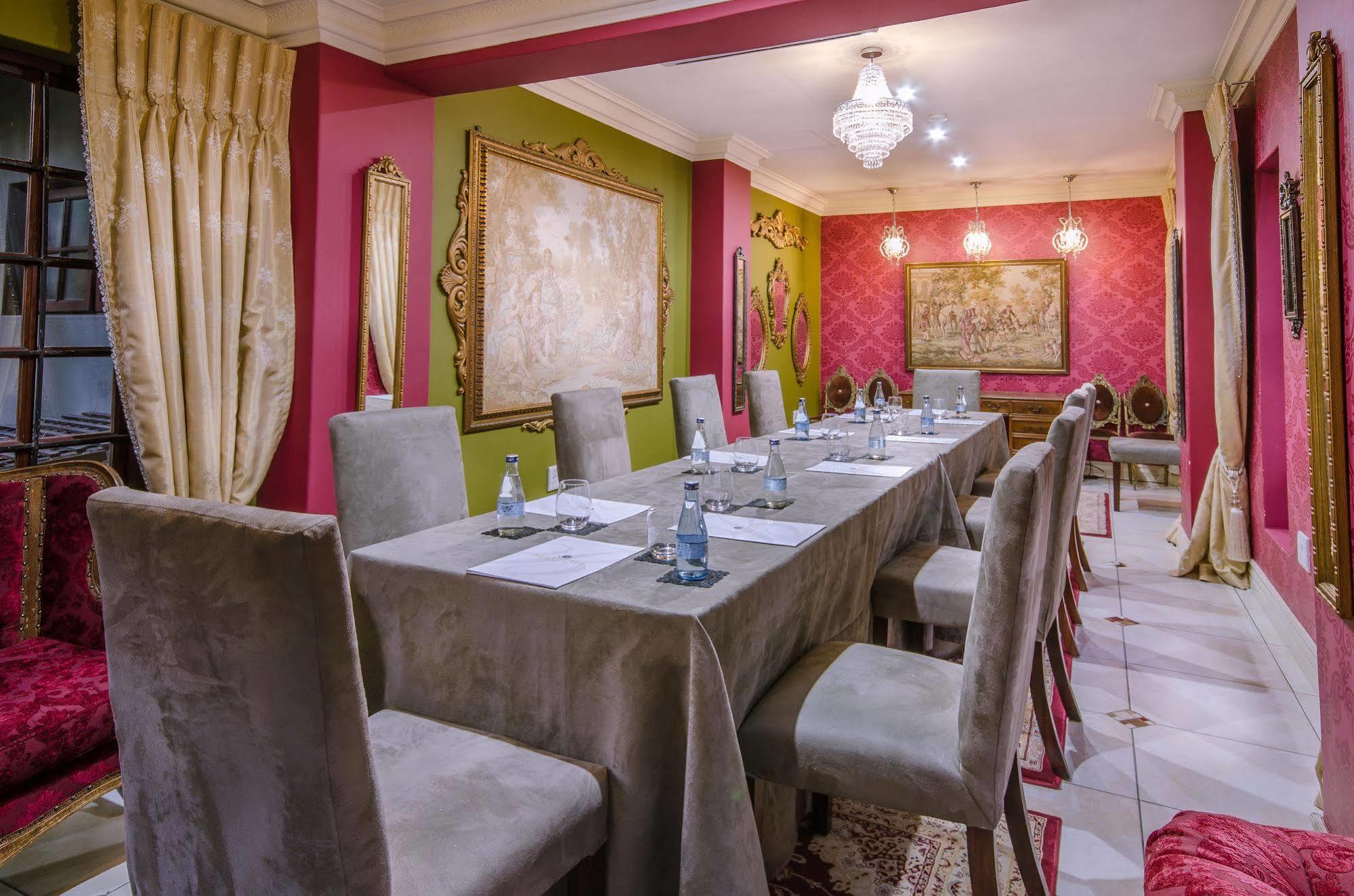 Belgrace Boutique Hotel Уайт Ривър Екстериор снимка